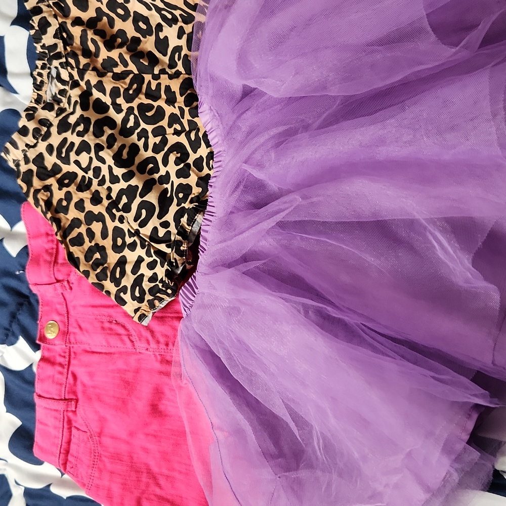Girls skirt lot